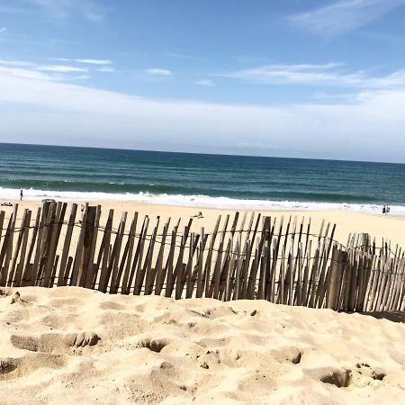 Charmant Studio A 400M De La Plage Avec Piscine 기델 외부 사진