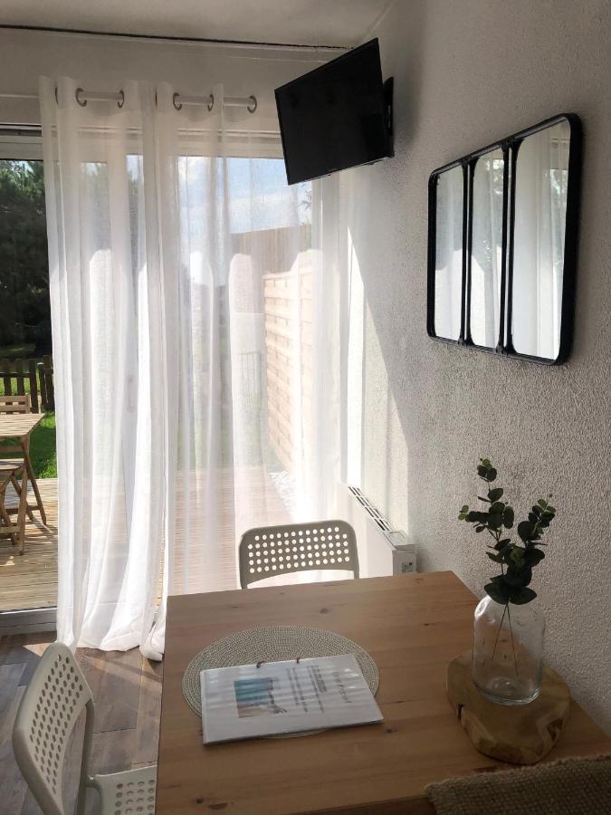 Charmant Studio A 400M De La Plage Avec Piscine 기델 외부 사진